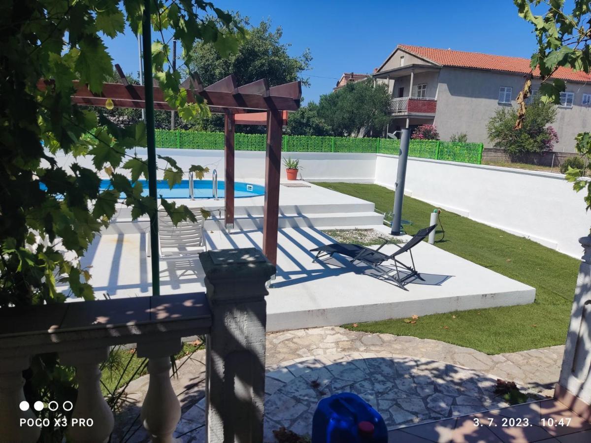 Apartmani Bruna Bilice Vrulje  Zewnętrze zdjęcie